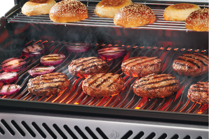 Napoleon Rogue PRO 625 SIB Gas Grill (Stainless Steel)